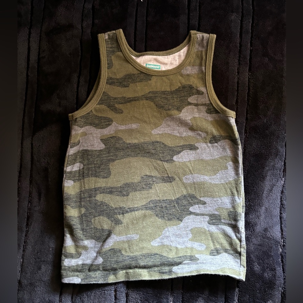 Boy’s clothes